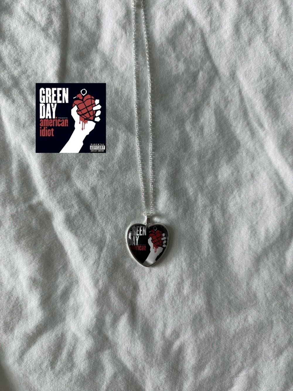 green day american idiot necklace